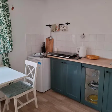 Apartma With Garden Near The Sea *